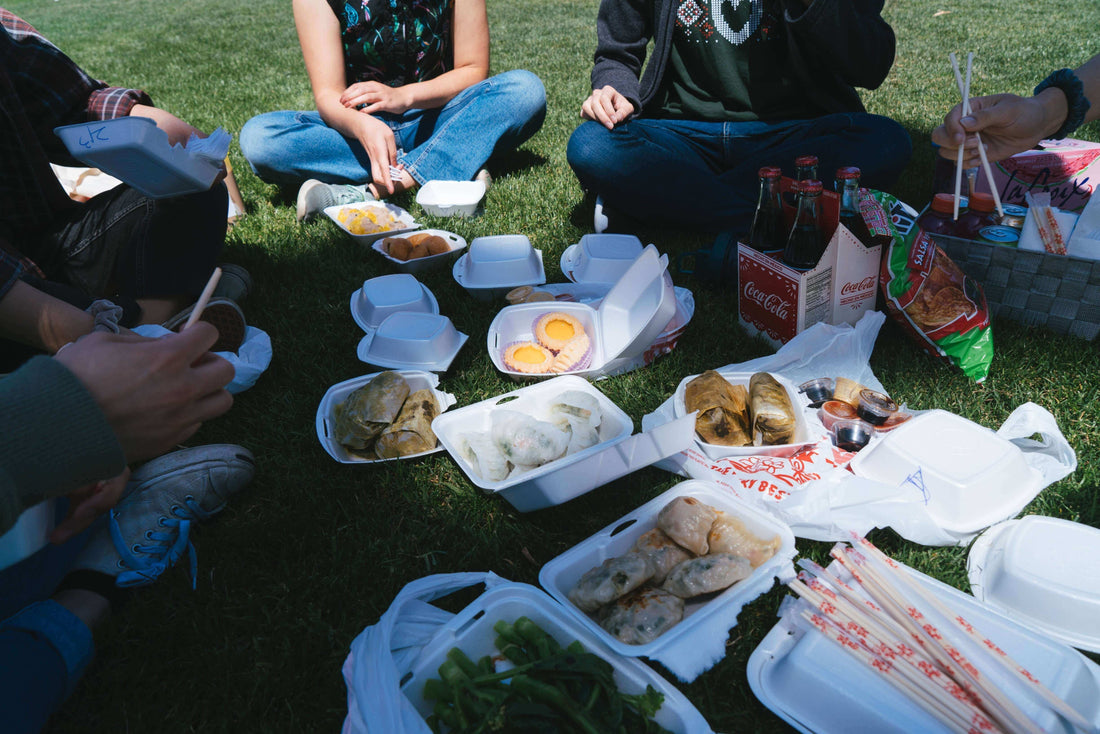 Takeout creates a lot of trash. It doesn't have to.