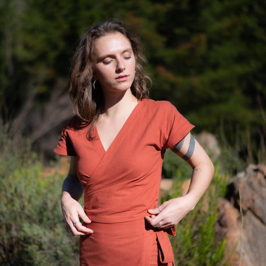 Adri Hemp Linen Top in Rooibos